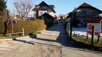 Izvedena obnovitvena dela vodovoda in ceste na Lavričevi ulici