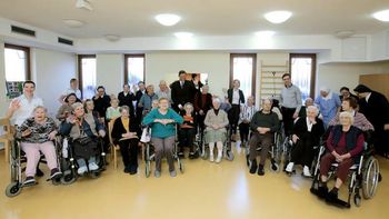 Predsednik republike Borut Pahor obiskal Doma za starostnike sv. Katarine v Mengšu