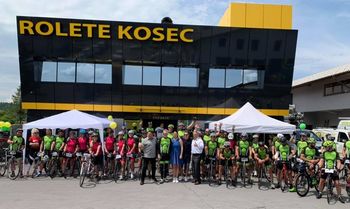 Podjetje Rolete Kosec gostilo kolesarje tradicionalnega, že 14. dobrodelnega kolesarjenja S srcem na kolo