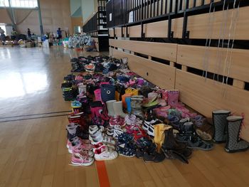 MATERIALNE DOBRINE ZA LJUDI V STISKI OB POPLAVAH