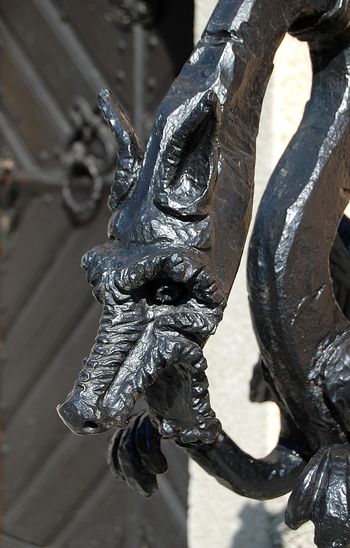 Simbolika zmajev in kroparski kovani zmaji