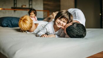 Povezanost – temelj zdravega psihosocialnega razvoja otrok