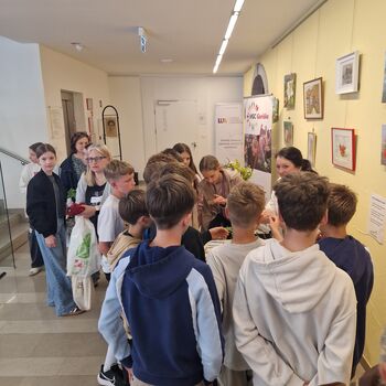 Izmenjava sadik zelenjave in zelišč na Ljudski univerzi Ajdovščina