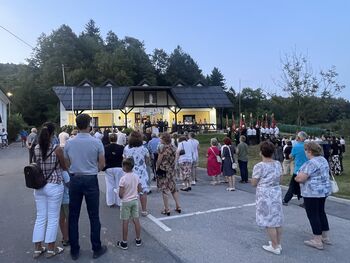 Marija je spet povezala društva iz več krajev, občin, župnij in dekanij Marija je spet povezala društva iz več krajev, občin, župnij in dekanij