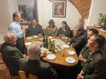 Četrto srečanje lovskih družin in drugih društev, povezanih z naravo Četrto srečanje lovskih družin in drugih društev, povezanih z naravo