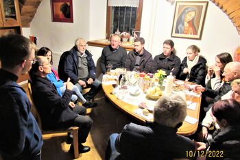 Četrto srečanje čebelark in čebelarjev na Brezovici 