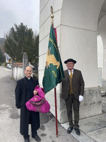 Četrto srečanje čebelark in čebelarjev na Brezovici Četrto srečanje čebelark in čebelarjev na Brezovici