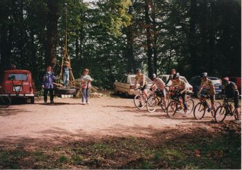 Ob 75. Sosedovem dnevu spoznavamo svoje korenine, 7.3. obrezujemo trto ter sadno drevje in še kaj Ob 75. Sosedovem dnevu spoznavamo svoje korenine, 7.3. obrezujemo trto ter sadno drevje in še kaj