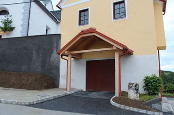 Otvoritev mrliške vežice v Črešnjicah Otvoritev mrliške vežice v Črešnjicah