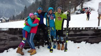 Pojasnilo ob zamudi izdaje 107. številke Ogledala