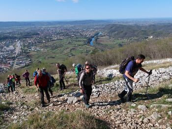 31. Pohod po stopinjah Valentina Staniča 