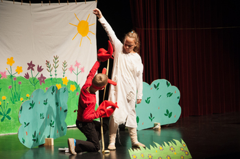 Mladi oder, območno srečanje otroških gledaliških in lutkovnih skupin