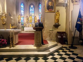 OBMOČNO ZDRUŽENJE SLOVENSKIH ČASTNIKOV DRAVINJSKE DOLINE JE  DAN DRŽAVNOSTI POČASTILO Z MAŠO ZA DOMOVINO