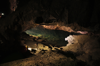 Jama Veternica – dragulj pod Dobrovljami