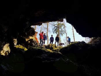 Škadavnica zmedla reševalne pse