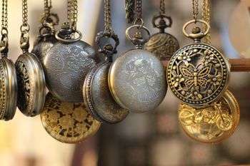 Pretekla karma, nujnost ozaveščanja in kozmološka matrica