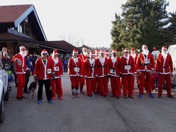 Tek Božičkov okoli jezera Črnava