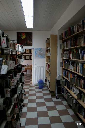 Podarimo knjigo - Noč knjige - svetovni in slovenski dan knjige