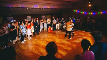 Dobrodelni 7. SwinGradec: uspešen plesni festival, v jeseni pa tečaji lindy hopa