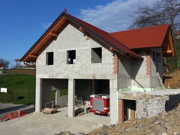 Za nadaljevanje gradnje gasilskega doma bodo za pomoč prosili tudi krajane in druge donatorje