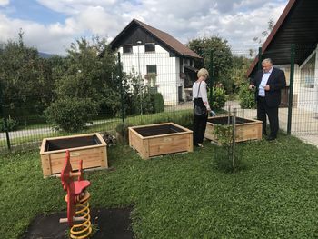 Visoke grede v podporo lokalne samooskrbe ali »kar bomo Janezka naučili, to se bo Janezku obrestovalo«