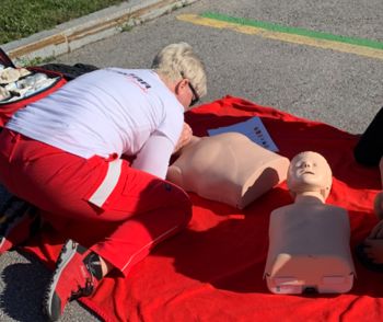 Regijsko preverjanje bolničarjev Rdečega križa Slovenije in Civilne zaščite za ljubljansko in gorenjsko regijo (tekmovanje iz prve pomoči).