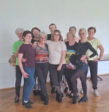 Ples, energija in nova priložnost za druženje z logaškimi plesalkami Domino