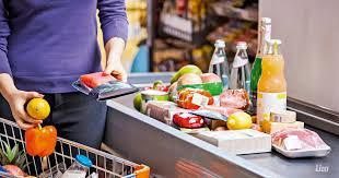 Previdno tudi s hrano iz trgovine