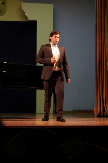 Bronasti baritonist iz Batuj