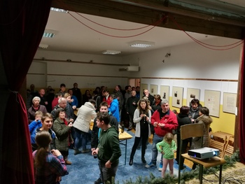 Zaključek leta v skorajda premajhni kamenjski dvorani