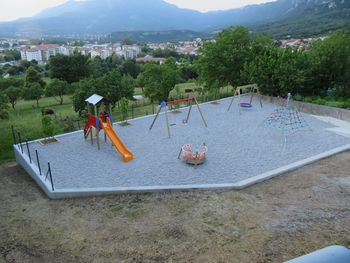 Nova igrala v Žapužah