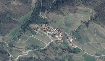 Športno igrišče v Zavinu Športno igrišče v Zavinu