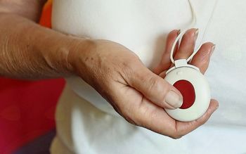 Novost: varovanje starejših na daljavo