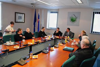 Župniki na kavi pri županu