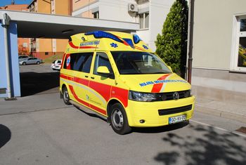 Zdravstveni dom Ajdovščina z novim 'rešilcem'