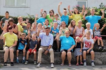 Na počitnicah v Vrhpolju nas je obiskal predsednik države gospod Borut Pahor Na počitnicah v Vrhpolju nas je obiskal predsednik države gospod Borut Pahor