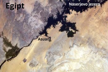 OŠ Col fotografira Zemljo iz vesolja OŠ Col fotografira Zemljo iz vesolja