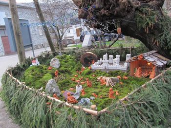 Jaslice v Orehovici - miniatura krajevnih značilnosti s plemenitim sporočilom