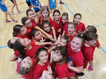 Mlinarke poleg nasprotnic uspešno meljejo tudi 'korono'! Mlinarke poleg nasprotnic uspešno meljejo tudi 'korono'!