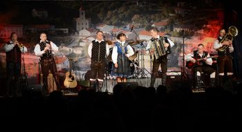 Ansambel Nanos Ansambel Nanos