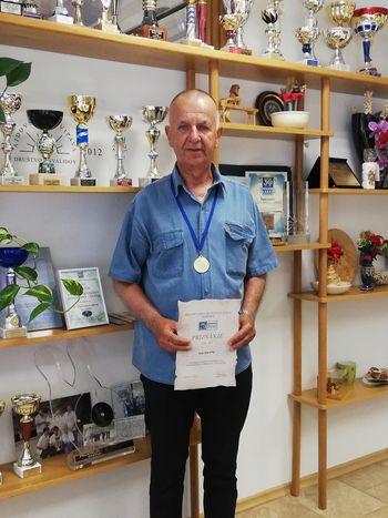 Ribič Alojz Krapše z zlato medaljo