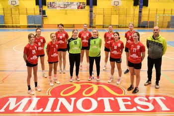 Mlade mlinarke opozarjajo nase Mlade mlinarke opozarjajo nase