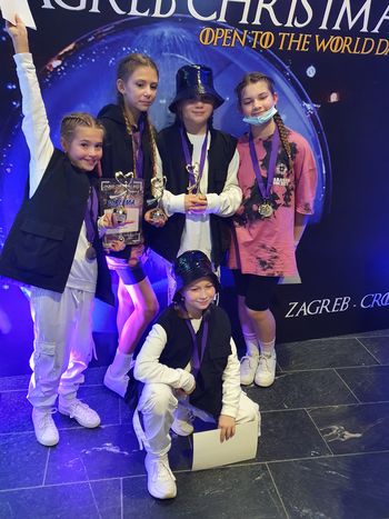 December v znamenju pokalov in medalj December v znamenju pokalov in medalj