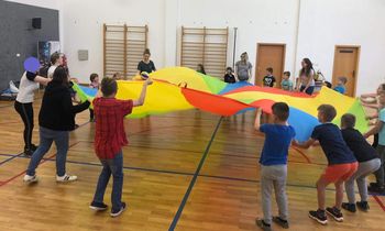 Predstavitev cirkuške pedagogike na šoli Vrtovin