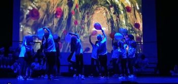 Srčnost Plesnega kluba El1 v predstavi Mali princ