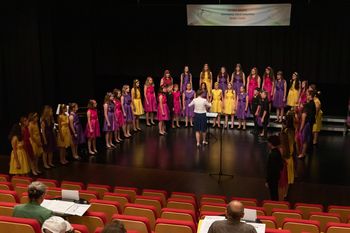 Mladinski pevski zbor OŠ Danila Lokarja slavil v Opatiji