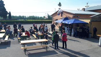 Pomlad v Velikih         Žabljah