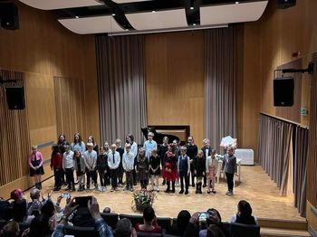 Obilica dobre glasbe in medenjaki za praznično vzdušje Obilica dobre glasbe in medenjaki za praznično vzdušje