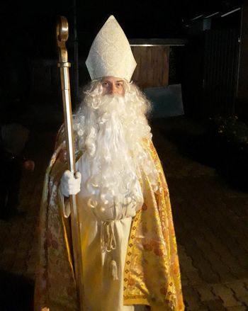 Miklavž je obiskal otroke Velikih Žabelj Miklavž je obiskal otroke Velikih Žabelj