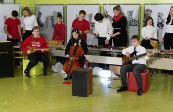 »Hvala, ker ste nas spravili v jok!«